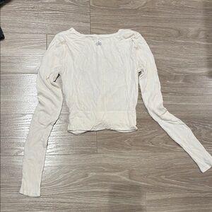 NWOT ALO Yoga Cream Ribbed Long Sleeve